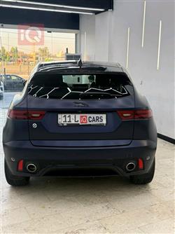 جاكوار إي- بيس